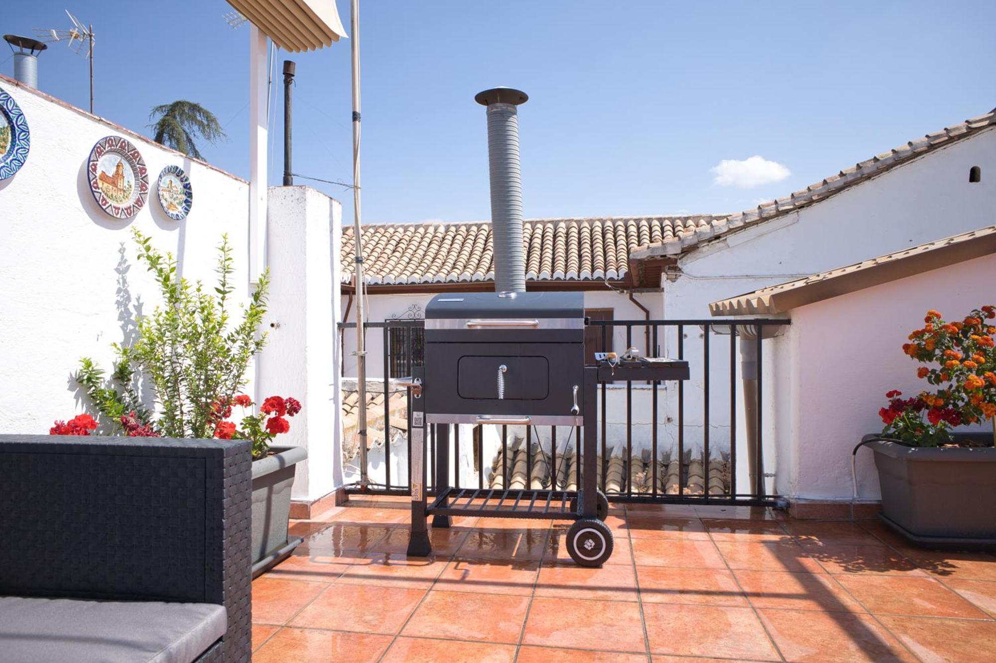 Sunny House Terraza Privada Y Parking Villa Granada Exterior photo